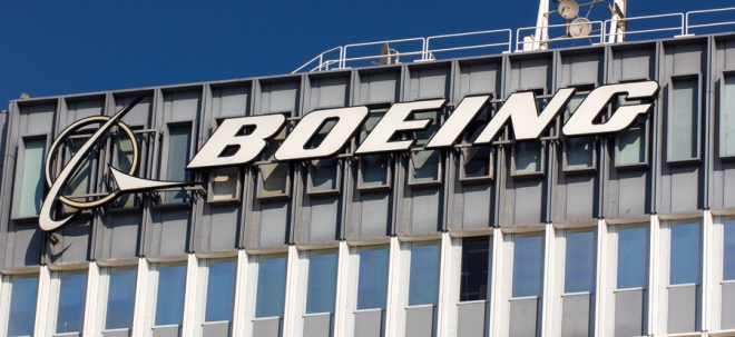 Hohe Belastung Boeing schreibt wegen 737-Max-Debakels 4,9 Milliarden Dollar ab - Aktie im Plus