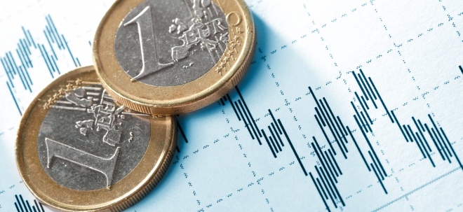 Geldpolitik im Fokus Warum der Euro unter 1,12 US-Dollar fällt