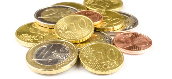 Blick nach Frankreich Aus diesen Gründen verliert der Euro zum US-Dollar
