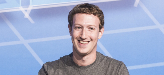 Mit Aktienverkäufen Trotz Facebook-Crash kann CEO Zuckerberg sein Vermögen retten