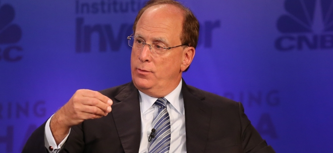 Löhne erhöht BlackRock-CEO Larry Fink besorgt angesichts Inflation