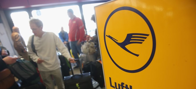 Flüge reduzieren Lufthansa-Aktie im Plus: Erst 2023 Normalisierung des Flugbetriebs - Lufthansa reaktiviert den A380