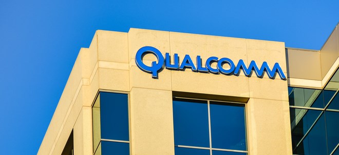 Tiefrote Zahlen QUALCOMM-Aktie bricht ein: Scheitern des NXP-Kaufs drückt QUALCOMM tief ins Minus
