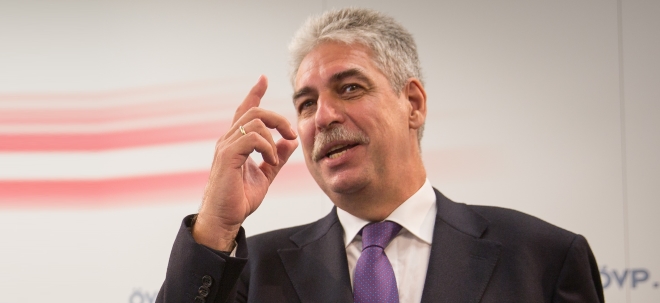 Herzliches Verhältnis Ex-Finanzminister Schelling soll in OMV-Aufsichtsrat einziehen