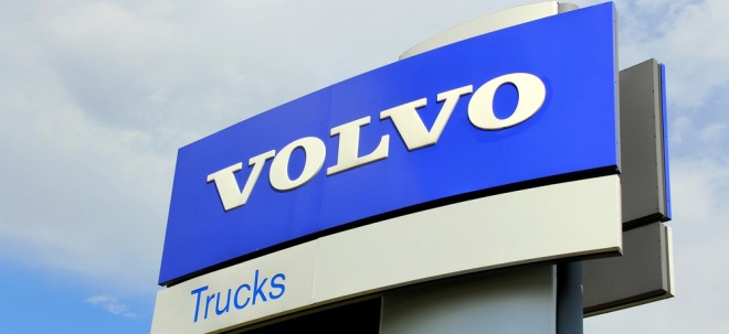 Für Frachtverkehr Amazon-Aktie unbeeindruckt: Amazon greift bei E-Vierzigtonnern von Volvo zu